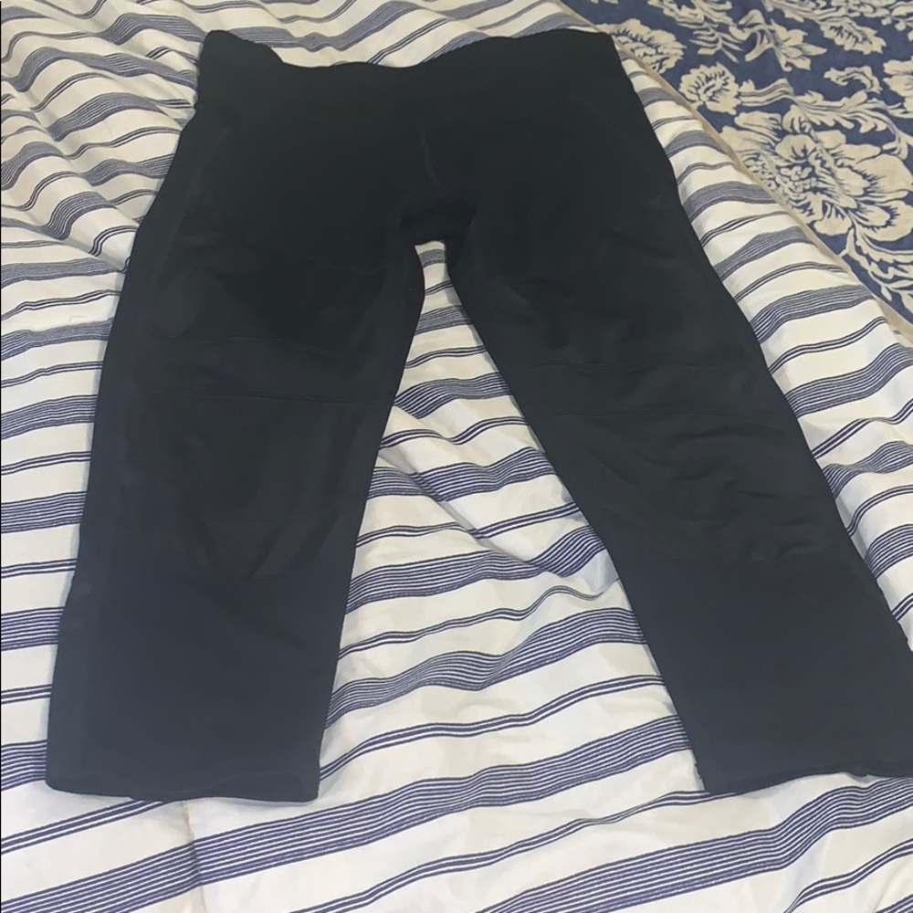 Fabletics Capri in good used condition